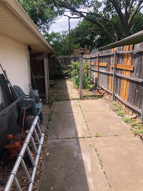 10427 Carry Back Place Property Photo 2