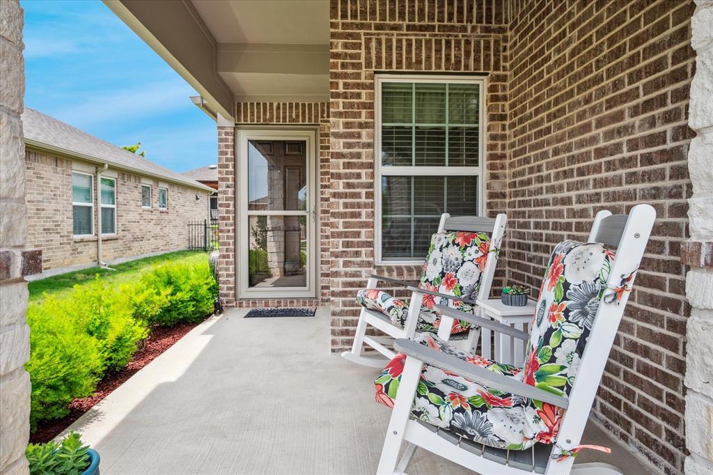 9109 Water Willow Way Property Photo 2