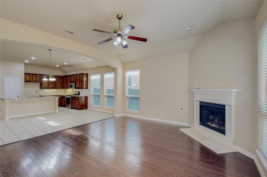 10804 Sexton Drive Property Photo