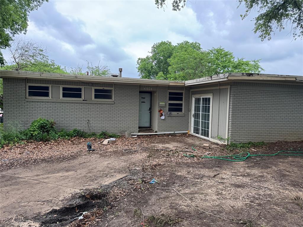 4904 Virgil Street Property Photo
