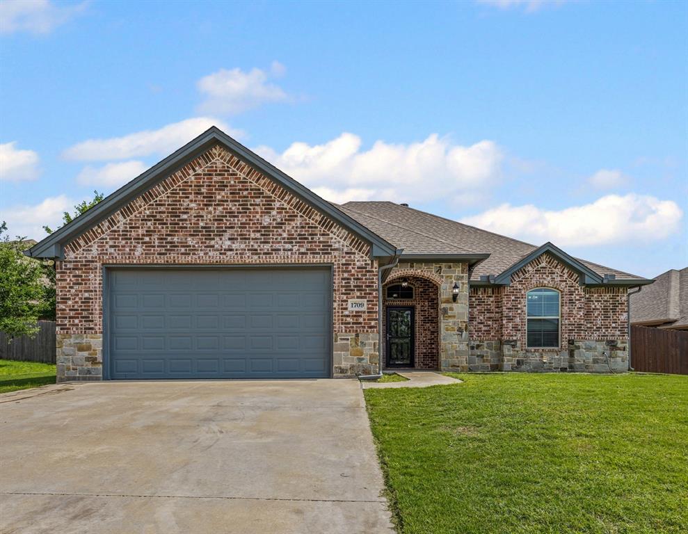 1709 Riverway Drive Property Photo 1