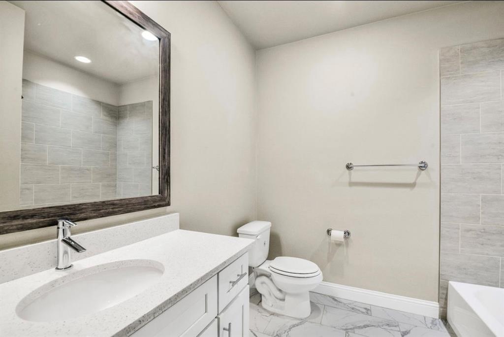 8511 Jacobs Street Property Photo 7