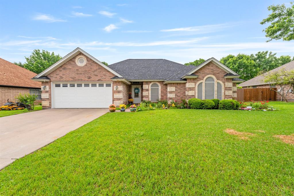 740 Bluebonnet Drive Property Photo