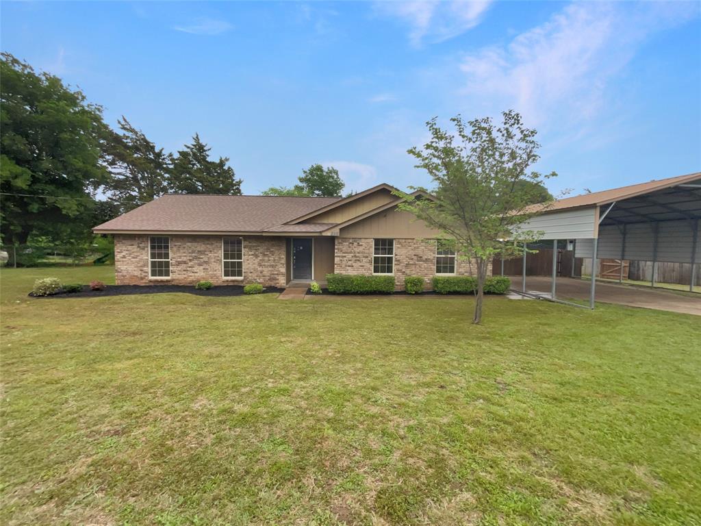 210 Mr Bob Drive Property Photo
