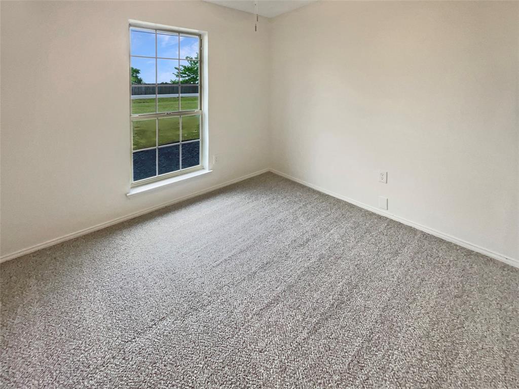 210 Mr Bob Drive Property Photo 5