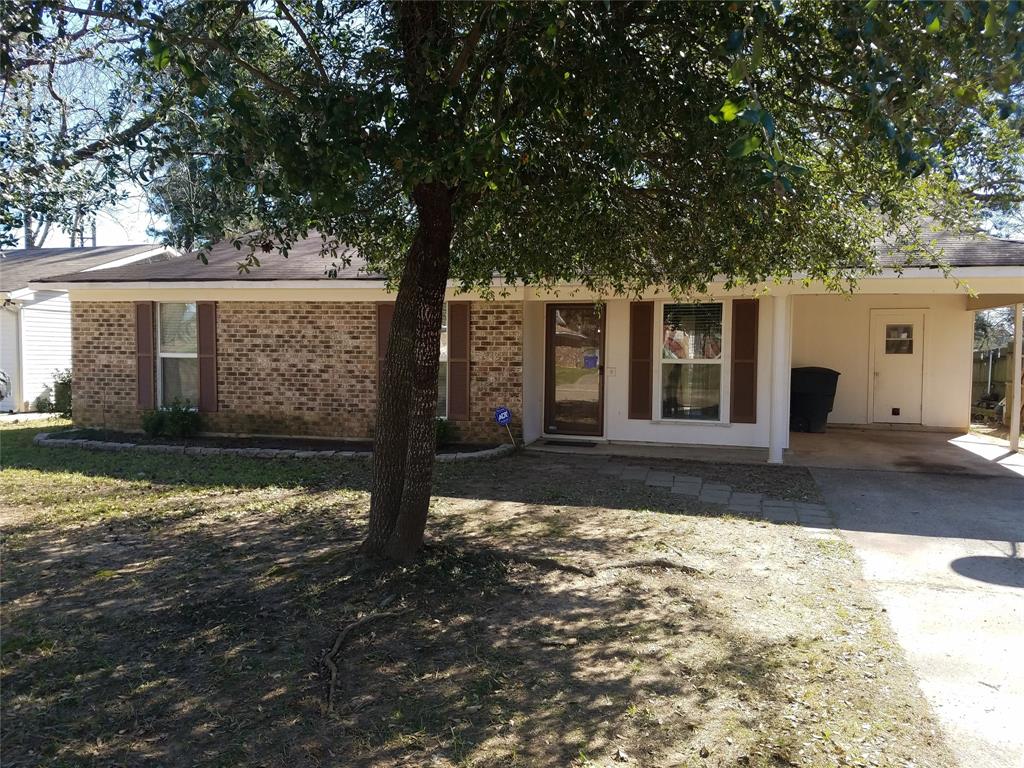 9025 Lone Oak Drive Property Photo 1