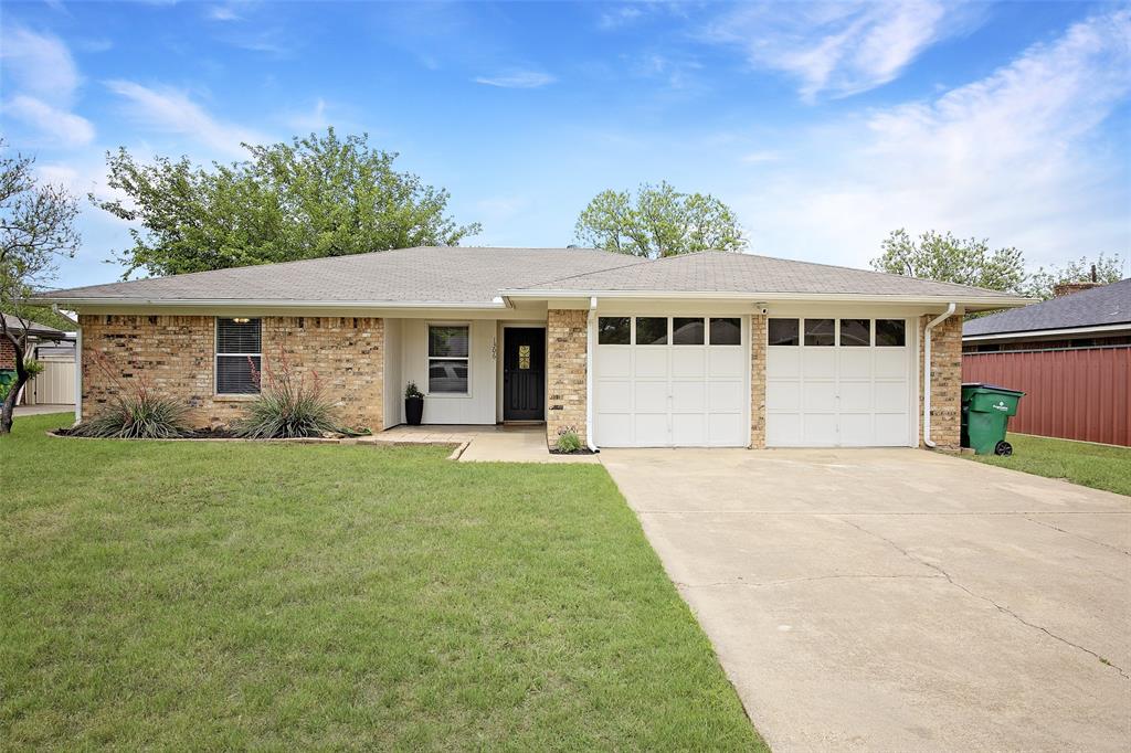 1306 Fairway Drive Property Photo 1