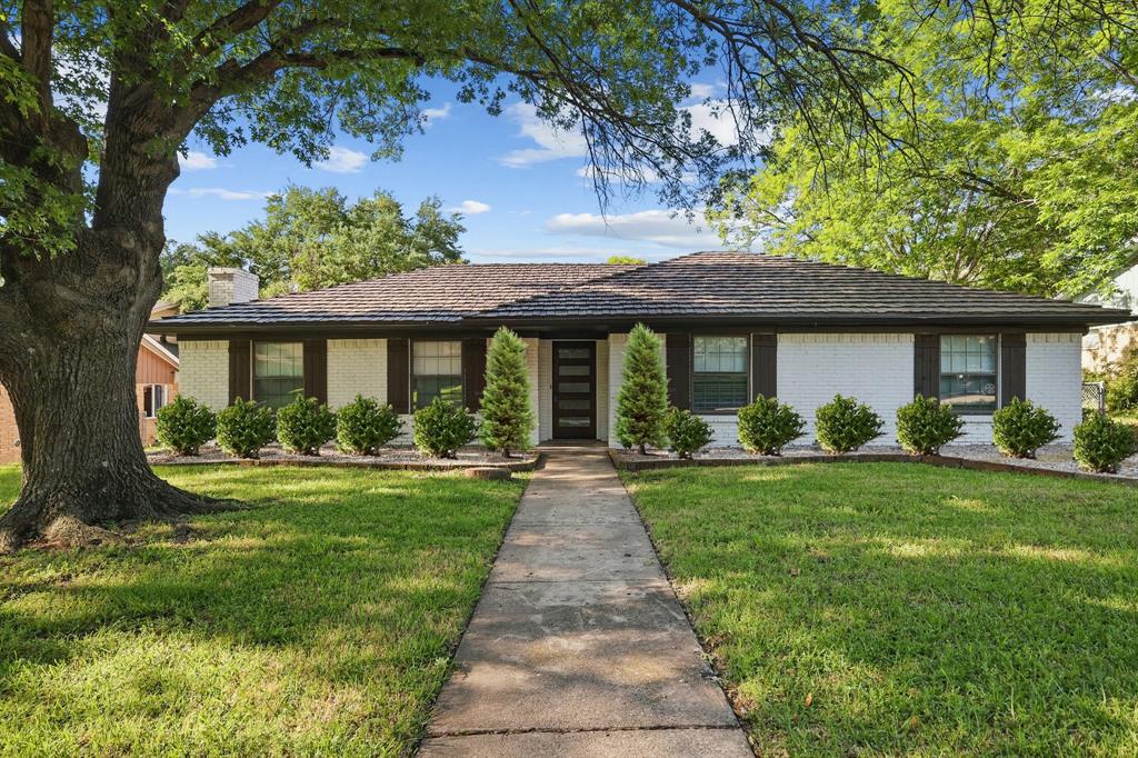 2912 Brookview Drive Property Photo