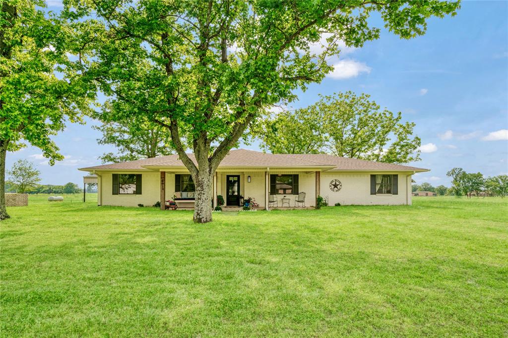 6013 Farm Road 1502 Property Photo 1