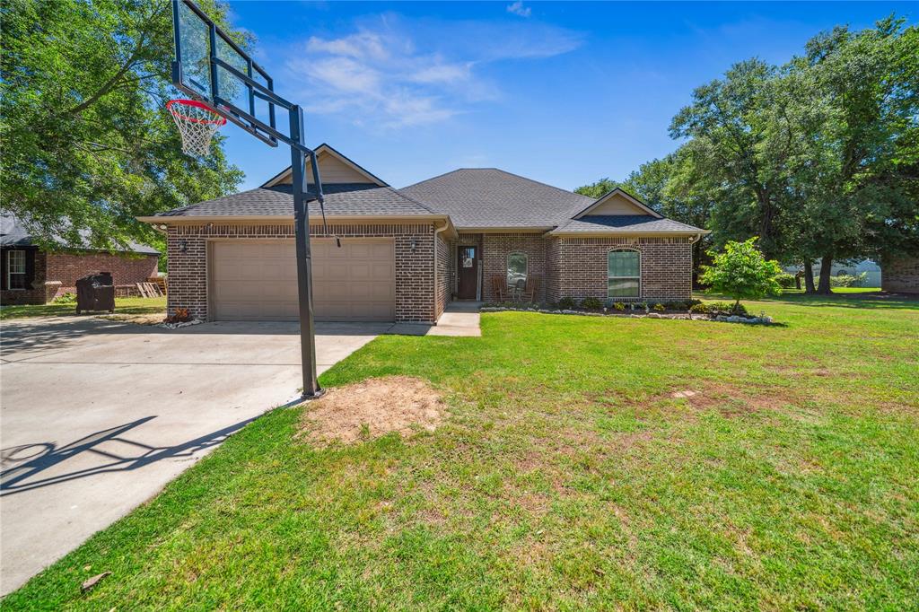 81 Starview Drive Property Photo