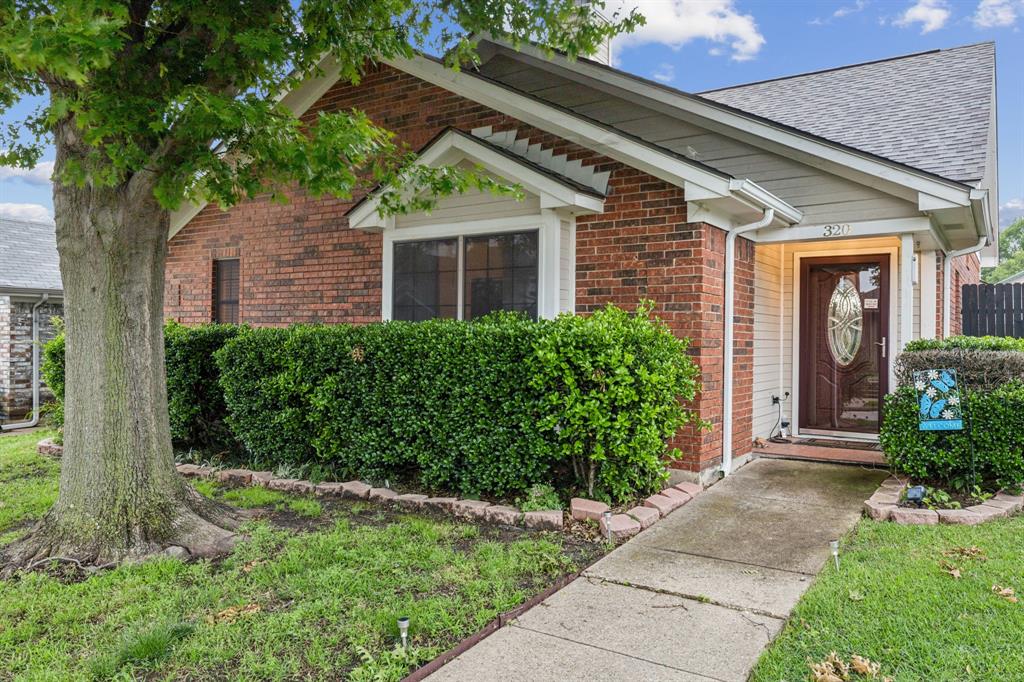 320 Conger Drive Property Photo 1