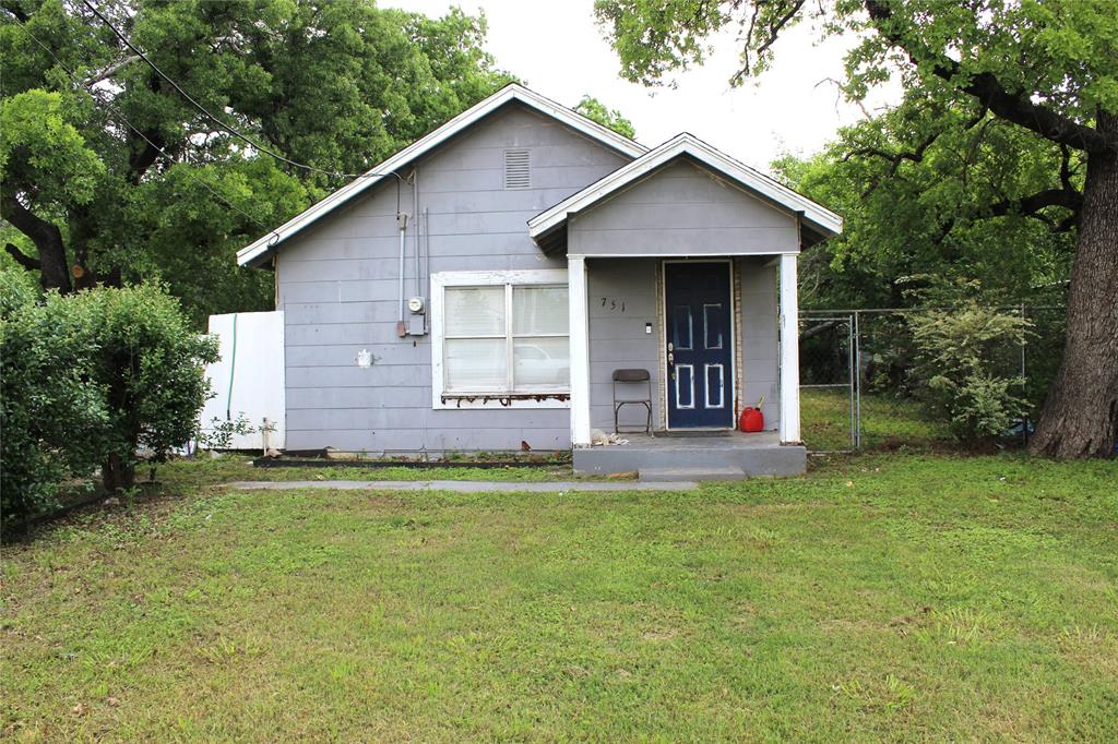 751 N Race Street Property Photo