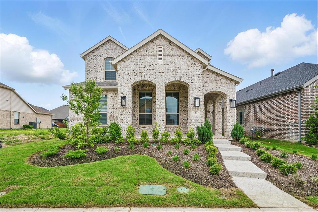 1851 Rosedale Avenue Property Photo
