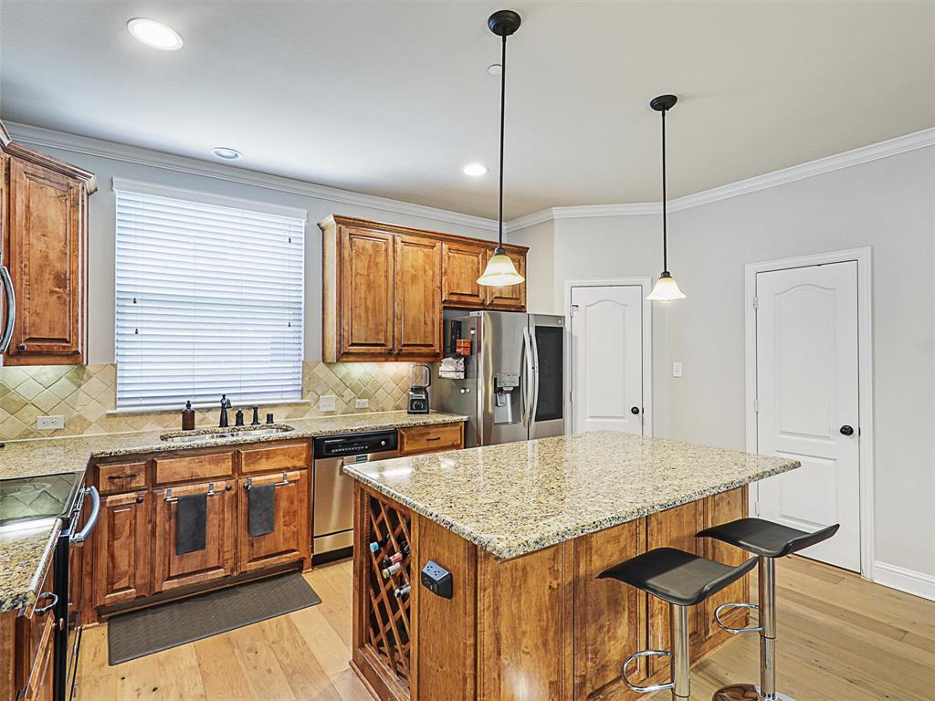 2500 Rockbrook Drive 81 Property Photo 11
