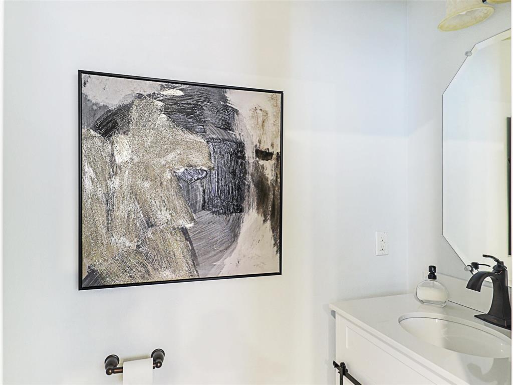 2500 Rockbrook Drive 81 Property Photo 12