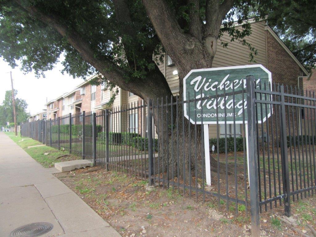 5750 Phoenix Drive Property Photo
