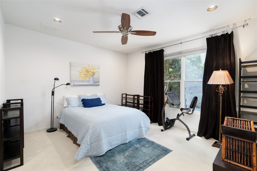 4030 Travis Street A Property Photo 13