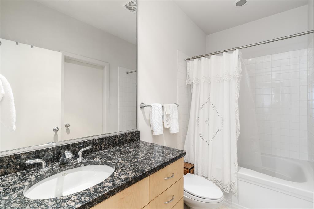 4030 Travis Street A Property Photo 14