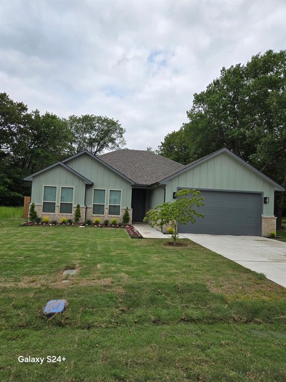 721 Hemlock Drive Property Photo