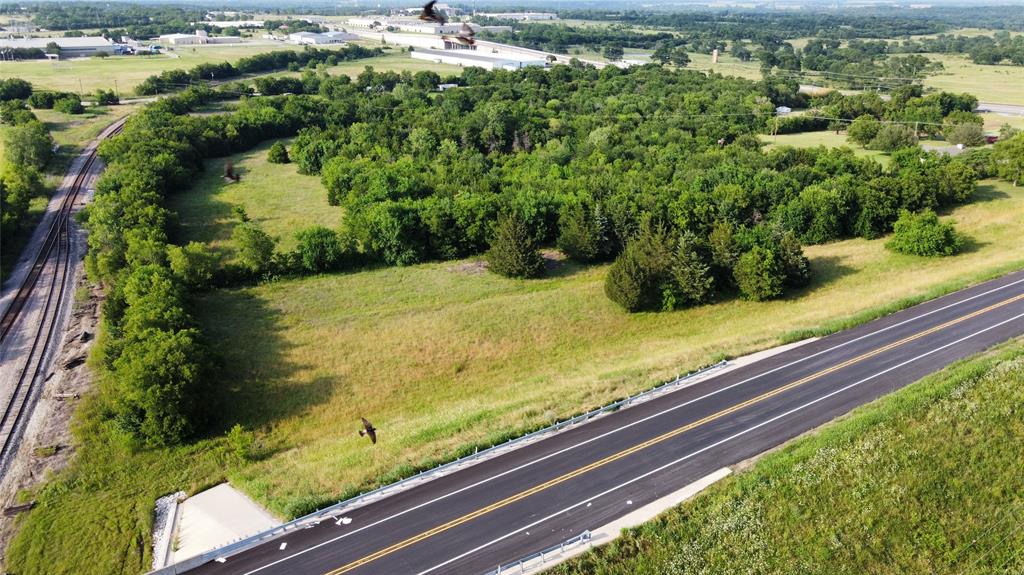 2109 N State Highway 91 Property Photo