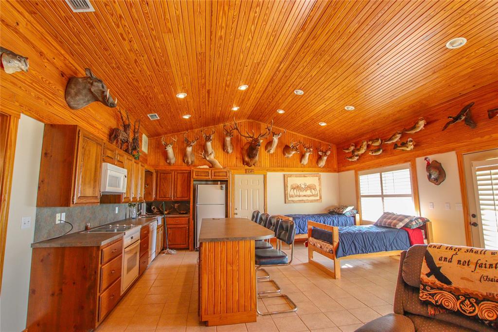 1952 Fm 1689 Property Photo 32