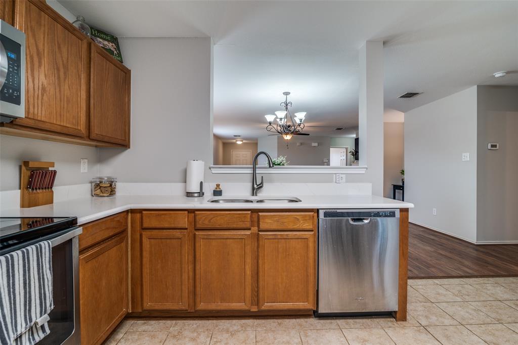 719 Gallant Court Property Photo 10