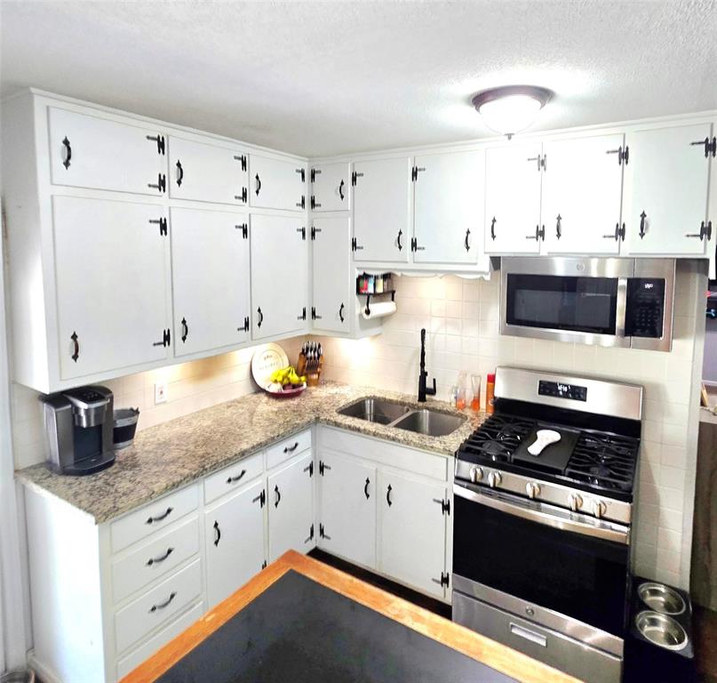 602 N Cates Street Property Photo 2