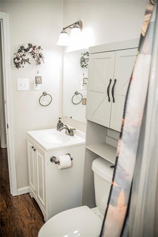 602 N Cates Street Property Photo 10