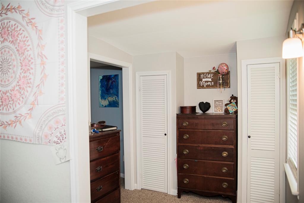 602 N Cates Street Property Photo 13