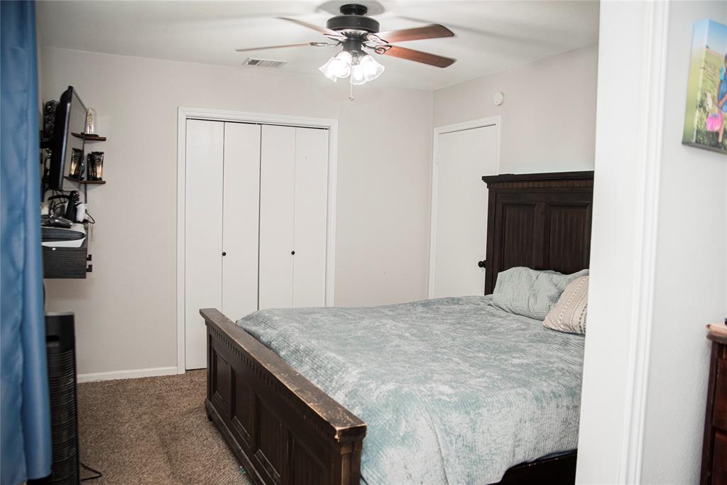 602 N Cates Street Property Photo 15