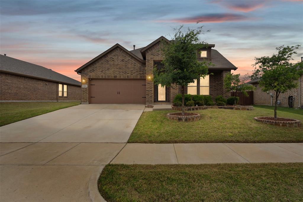 1124 Donnington Trail Property Photo