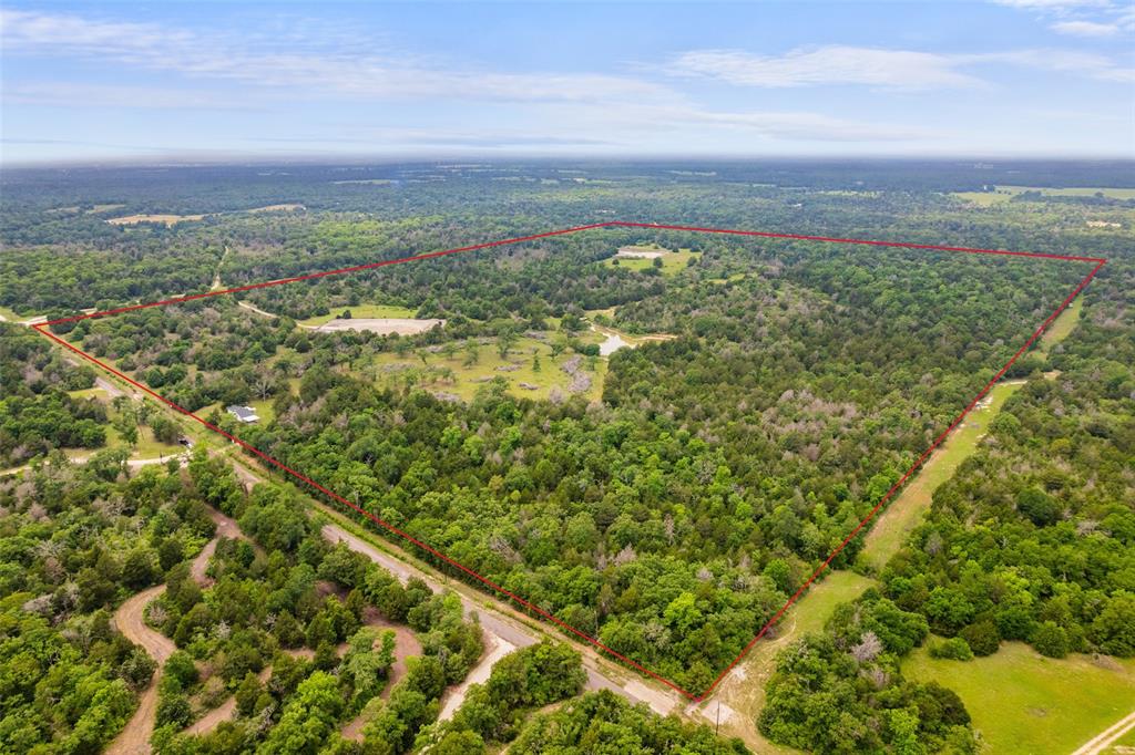 498 Private Road 5787 Property Photo 1
