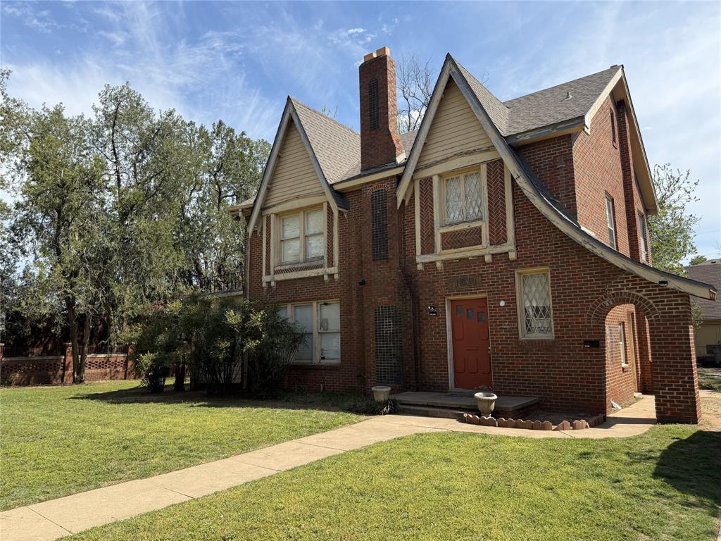 1811 8th Street Property Photo