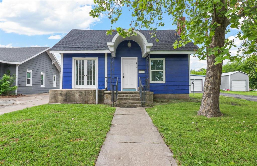 814 N Walnut Street Property Photo