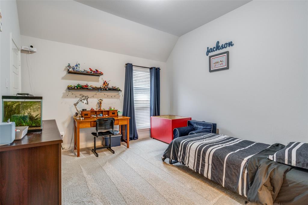 1308 Bluestem Drive Property Photo 19