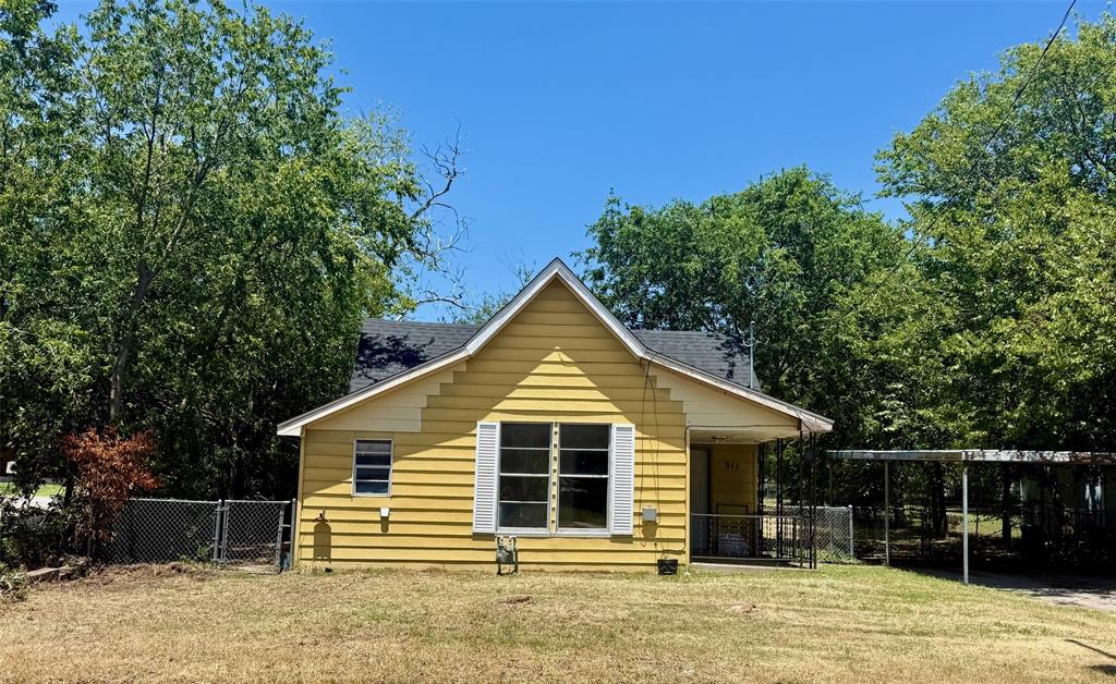 311 Edna Street Property Photo 1