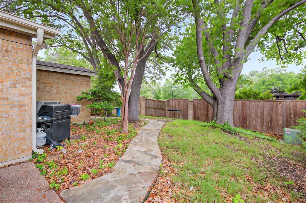 3701 Hulen Park Drive Property Photo 4