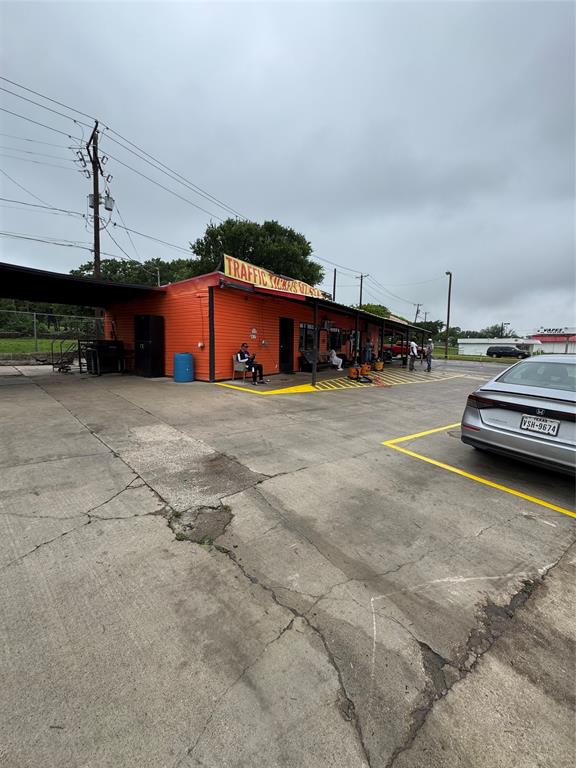 5524 E Lancaster Avenue Property Photo 11