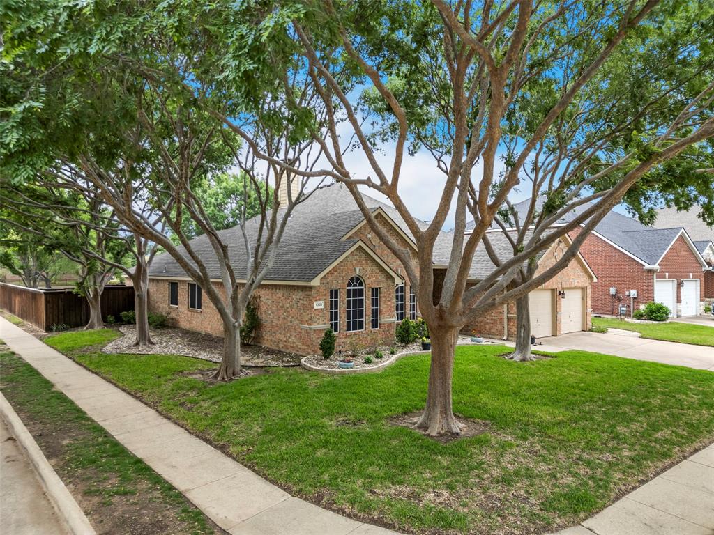 1301 Rosewood Trail Property Photo 1