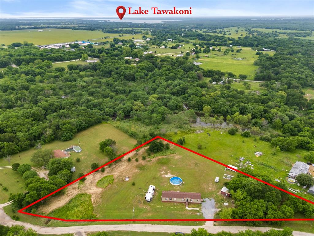 1475 Private Road 2268 Property Photo 1