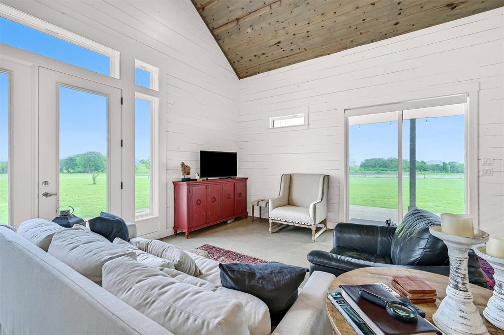 5235 Fm 1752 Property Photo 5