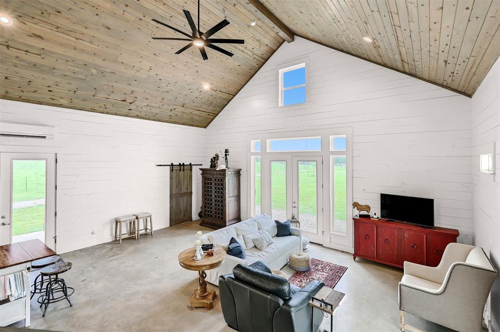 5235 Fm 1752 Property Photo 9