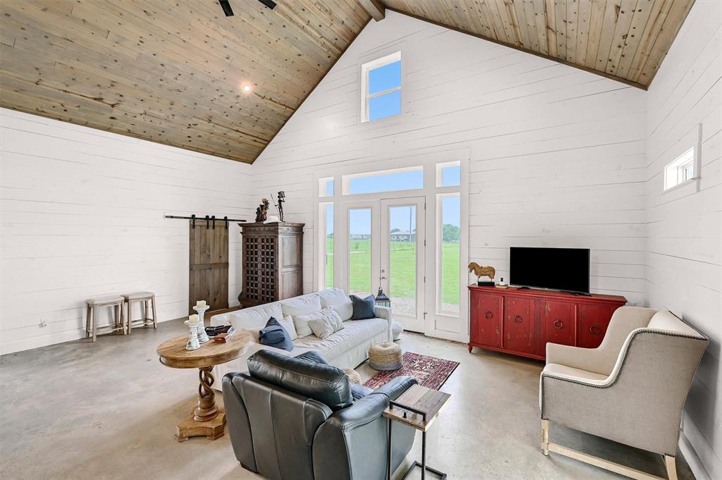 5235 Fm 1752 Property Photo 10