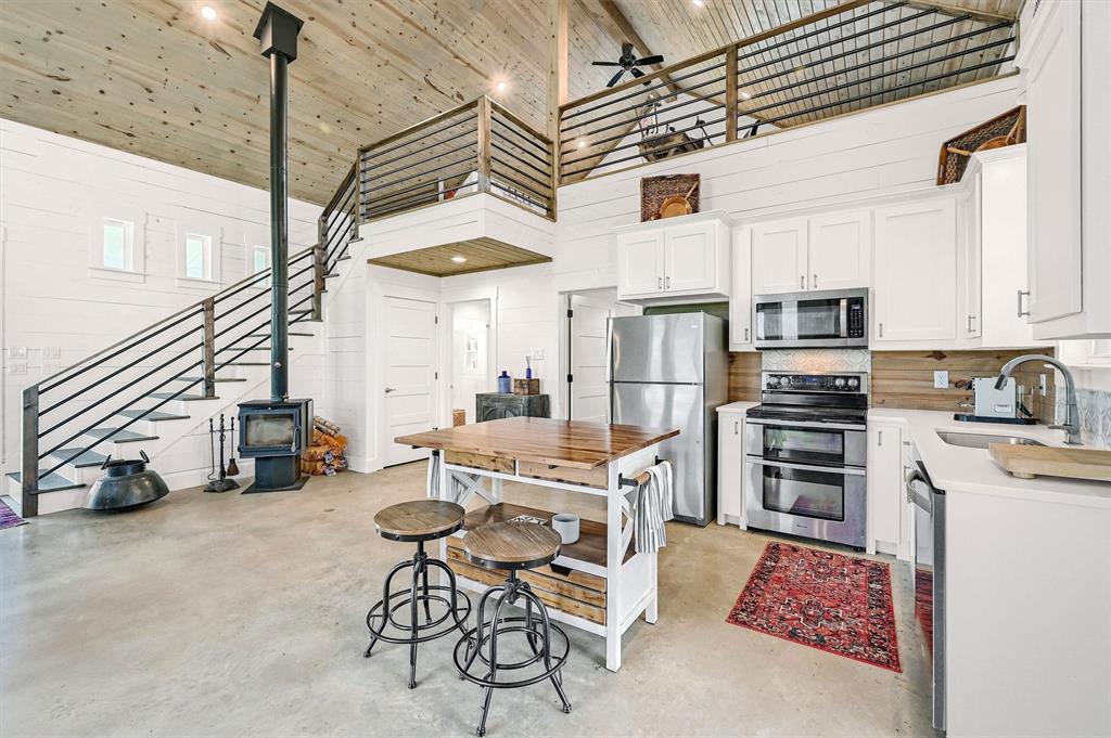 5235 Fm 1752 Property Photo 12