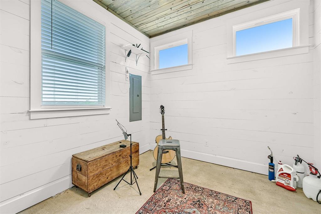 5235 Fm 1752 Property Photo 16