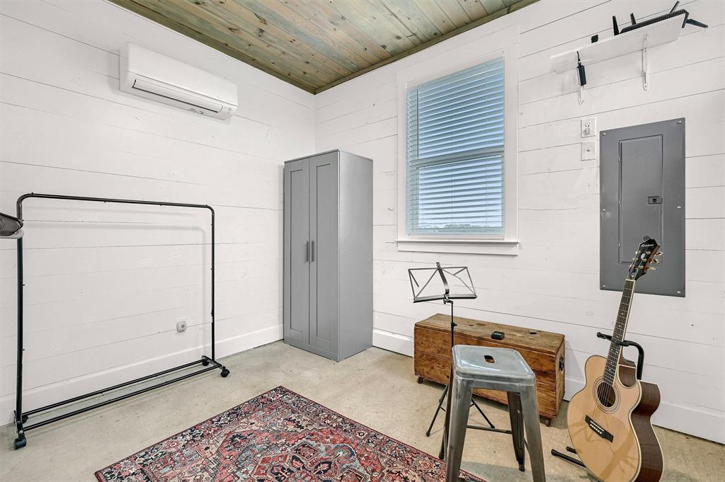 5235 Fm 1752 Property Photo 17