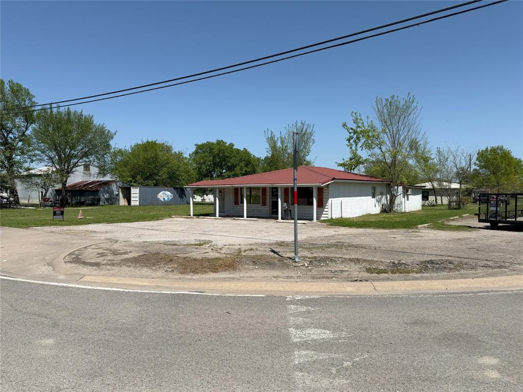 71 Us Highway 69 Property Photo