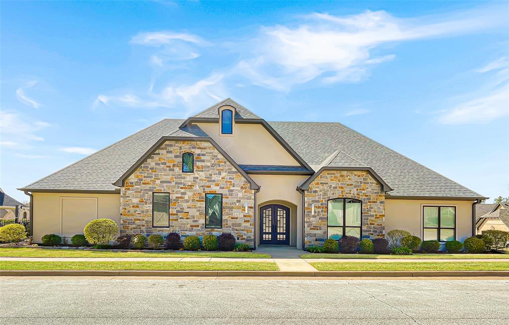 7323 Lake Pointe Cove Property Photo 1