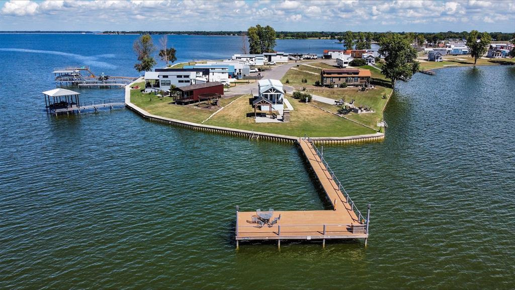 6465 Peninsula Road Property Photo