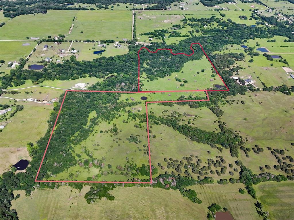 3517 Private Road 3537 Property Photo